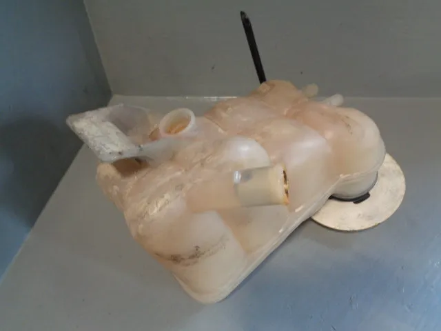 Discovery 2 Expansion Tank Coolant Header Bottle TD5 15p Land Rover 2002 to 2004