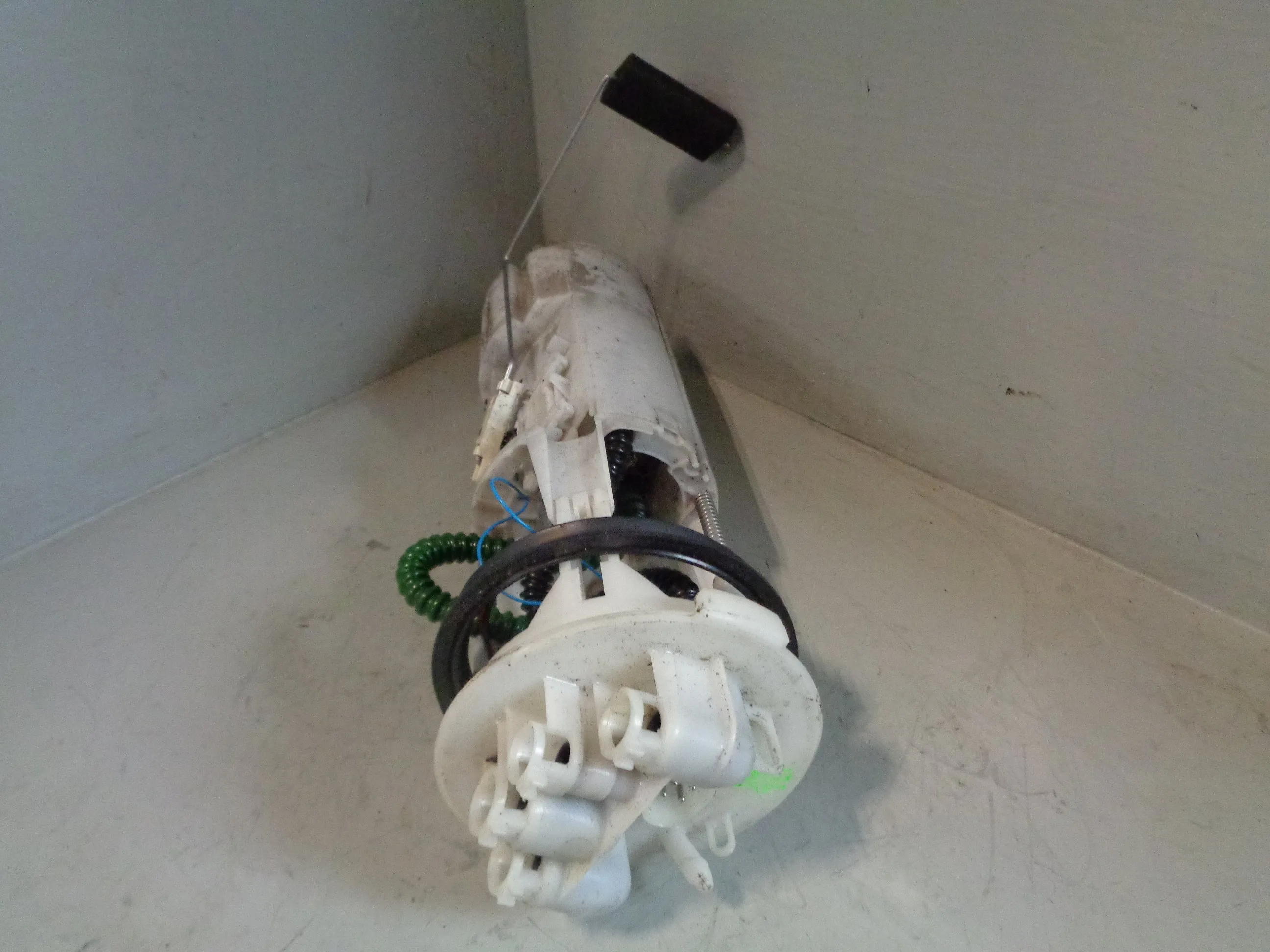 Discovery 2 Fuel Pump In Tank Assembly TD5 2.5 Land Rover 1998 to 2004
