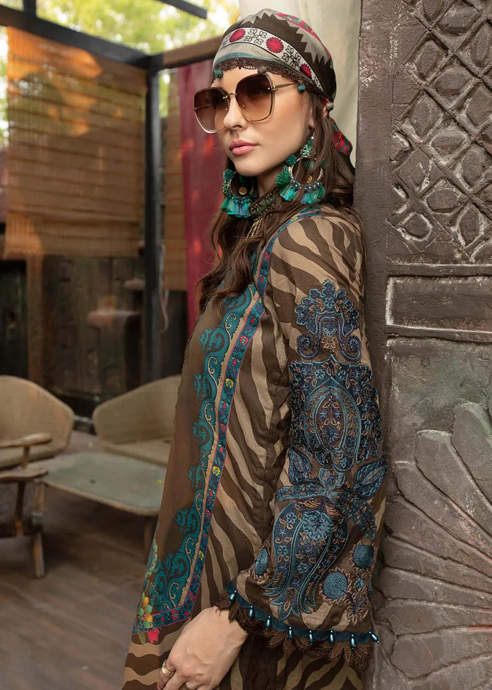 Printed Lawn Suit - Maria B - M.Prints Eid Collection 2023 - MPT-1804-B