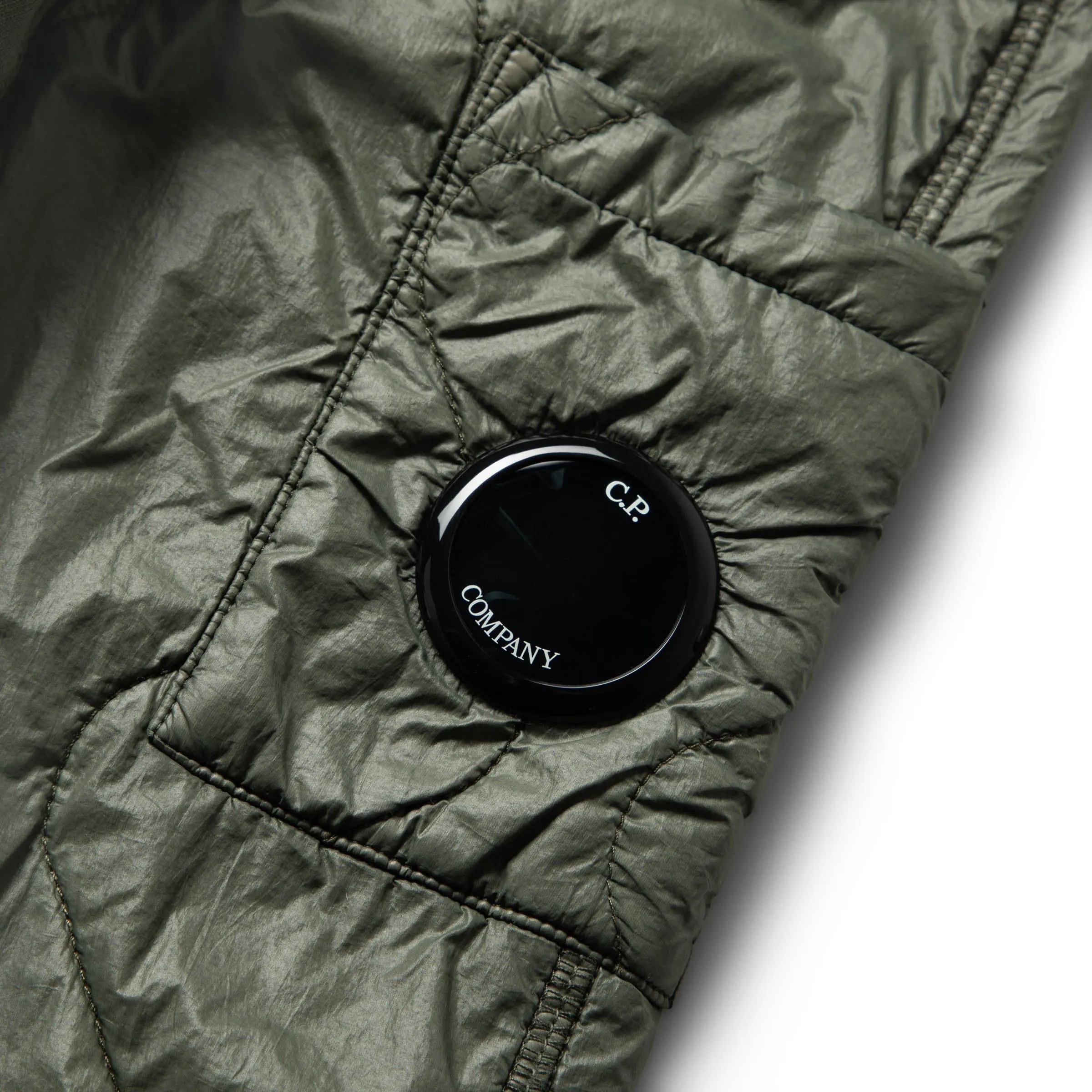 RAISED FLEECE QUILTED HOODED SWEATSHIRT