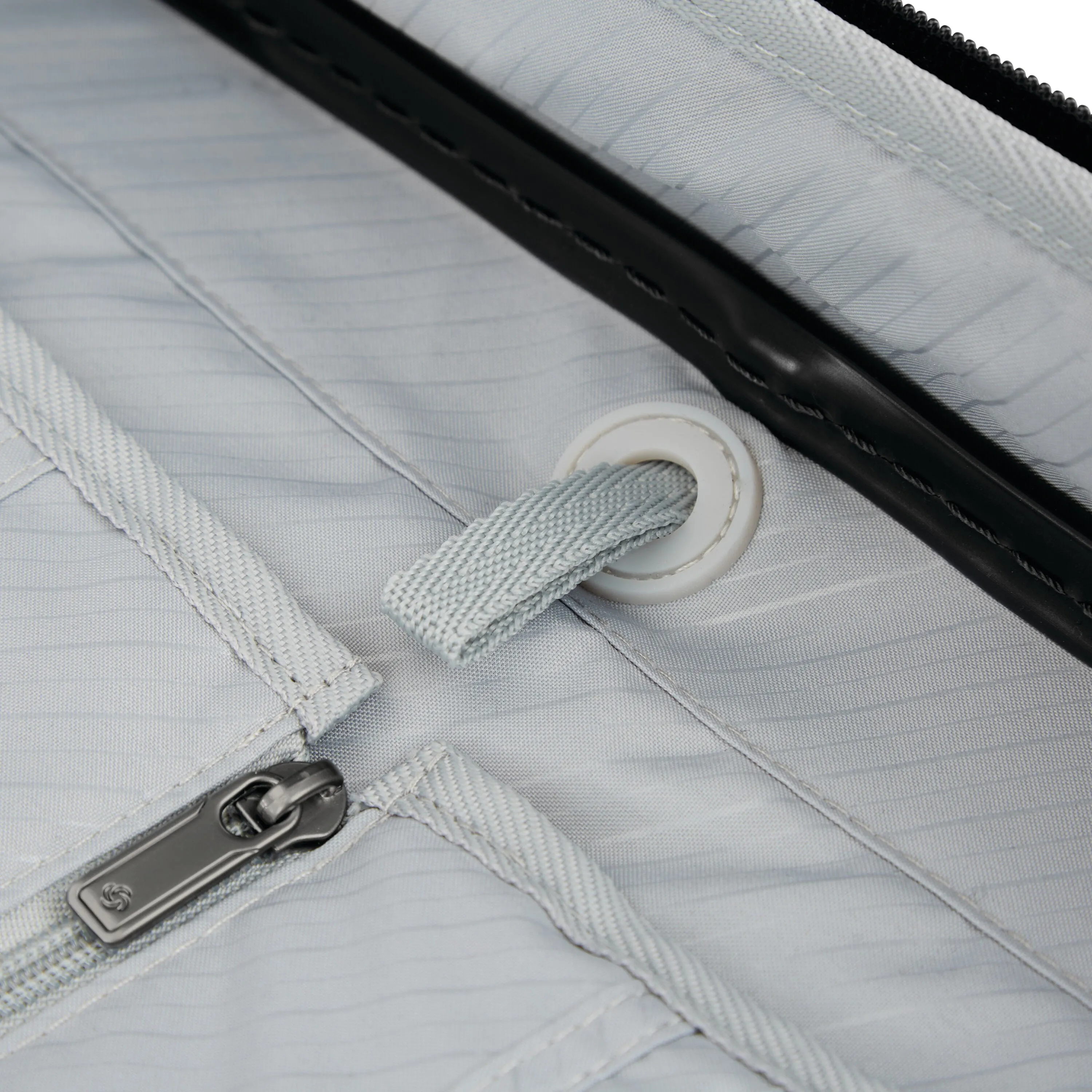 Samsonite Elevation Plus Large Expandable Spinner