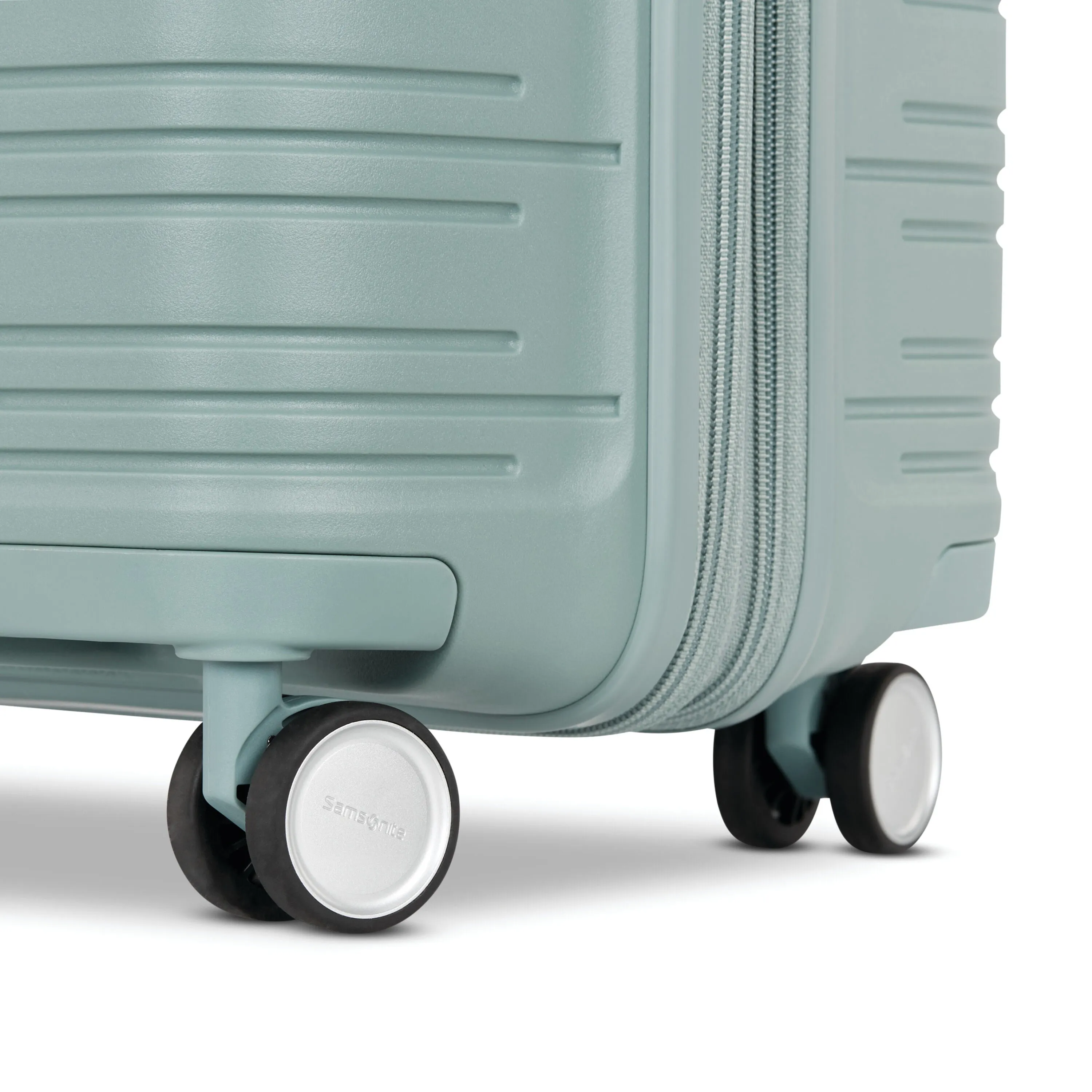Samsonite Elevation Plus Large Expandable Spinner