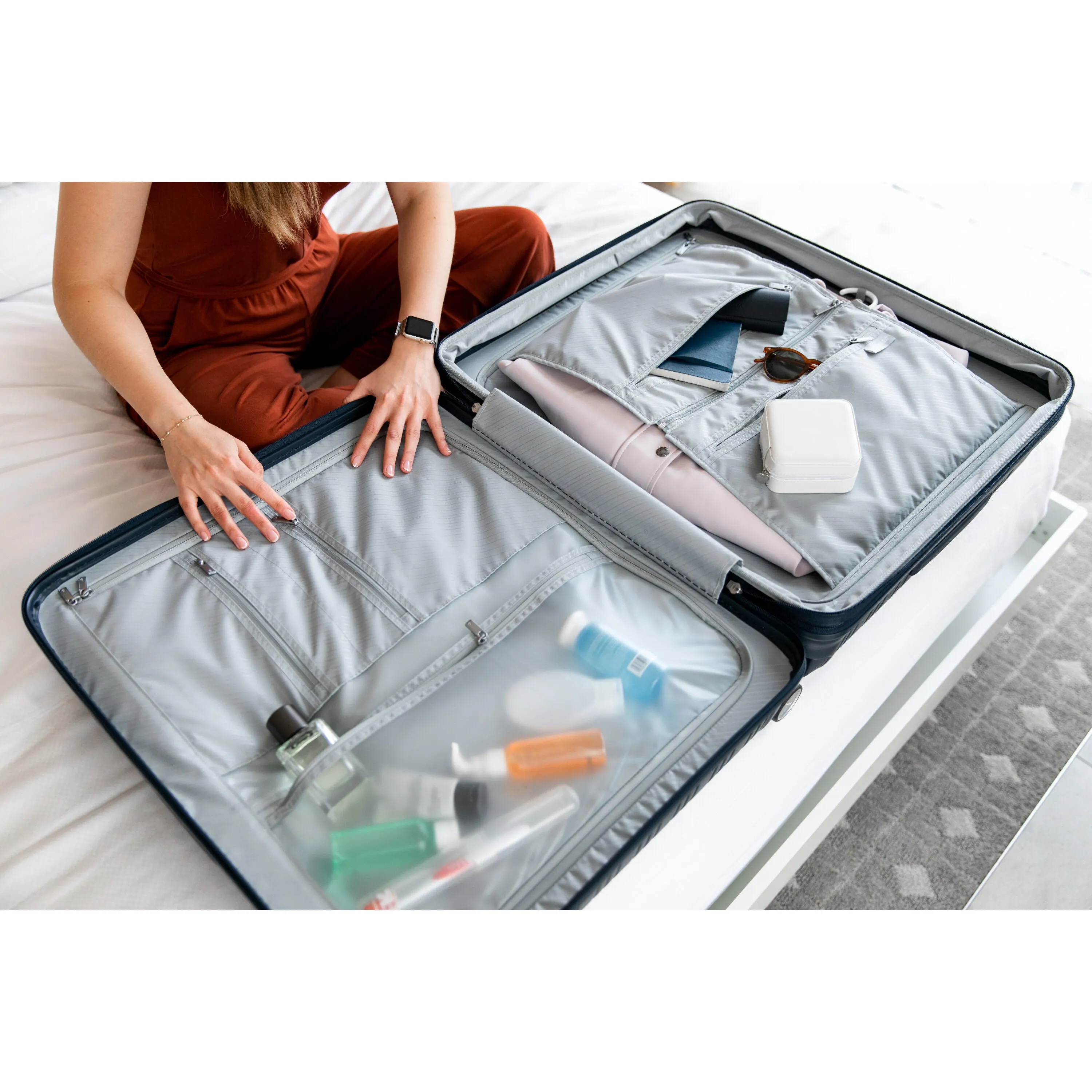 Samsonite Elevation Plus Large Expandable Spinner