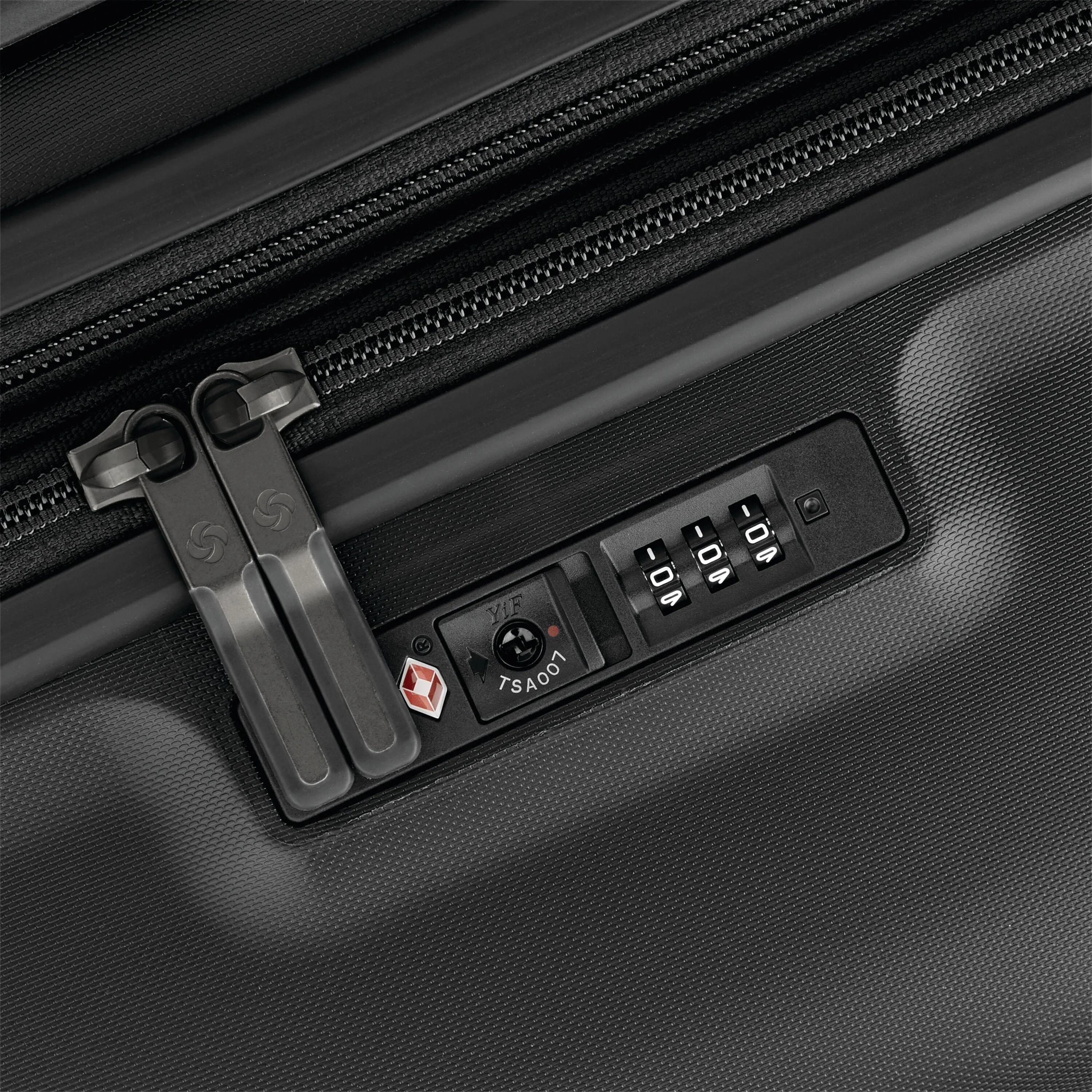 Samsonite Elevation Plus Large Expandable Spinner