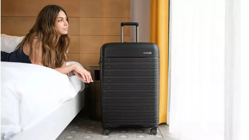 Samsonite Elevation Plus Large Expandable Spinner